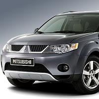 Mitsubishi-Outlander